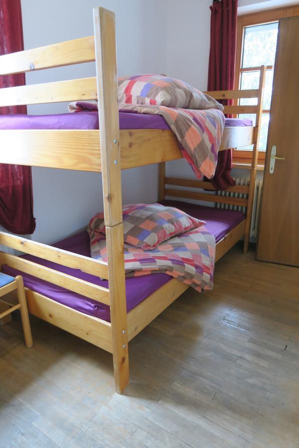 Snowbunnys Backpackers Hostel Kitzbuhel Bagian luar foto