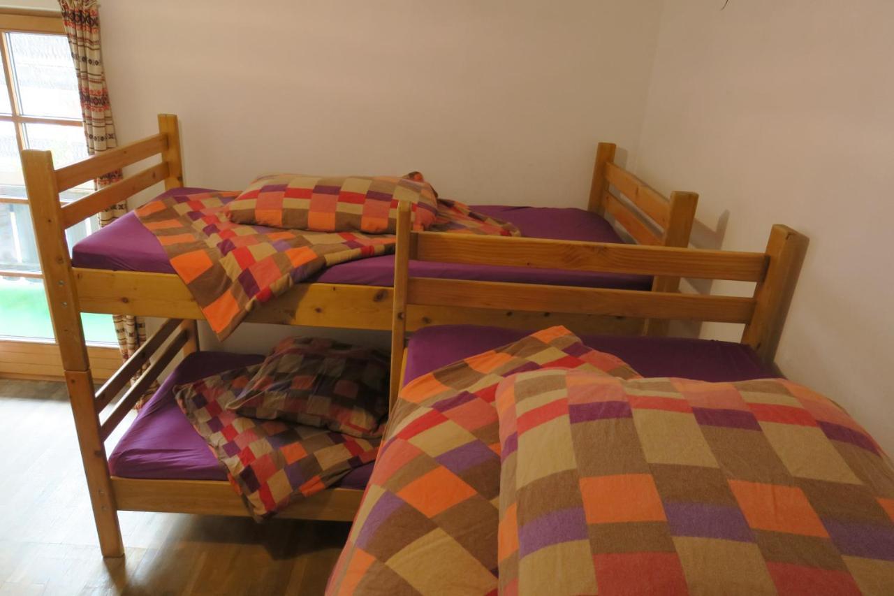 Snowbunnys Backpackers Hostel Kitzbuhel Bagian luar foto