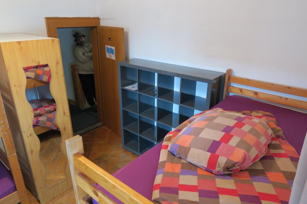 Snowbunnys Backpackers Hostel Kitzbuhel Bagian luar foto