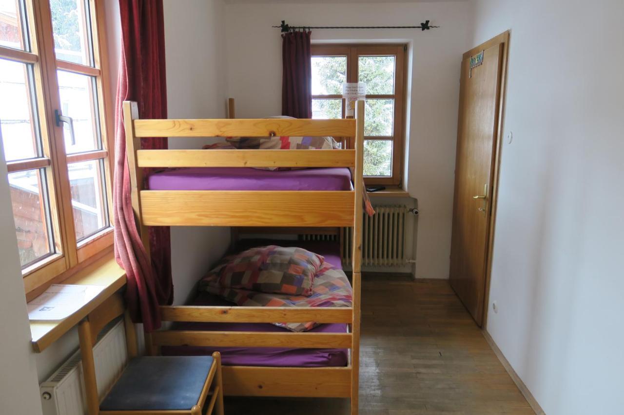 Snowbunnys Backpackers Hostel Kitzbuhel Bagian luar foto